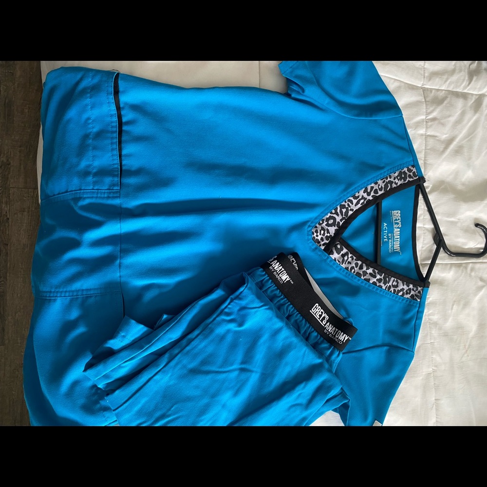 Greys anatomy scrub set